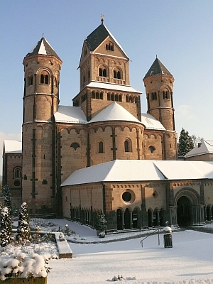 Maria Laach Kirchenportal