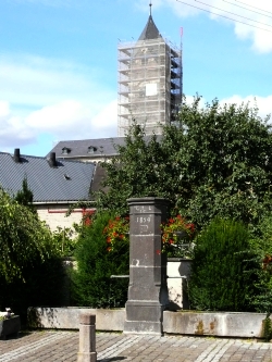 Lonnig Dorfbrunnen